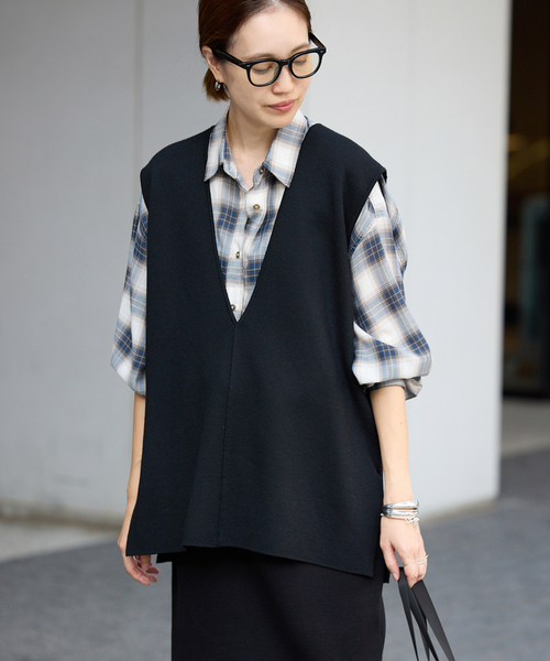 SLOBE IENA(スローブイエナ)の「《WEB限定/追加3》ダブルフェイスニットベスト(ベスト・レディース・ブラック・FREE)」の5枚目の写真