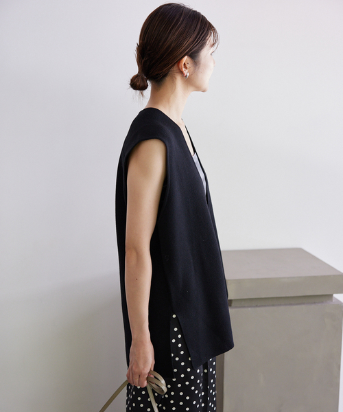 SLOBE IENA(スローブイエナ)の「《WEB限定/追加3》ダブルフェイスニットベスト(ベスト・レディース・ブラック・FREE)」の20枚目の写真