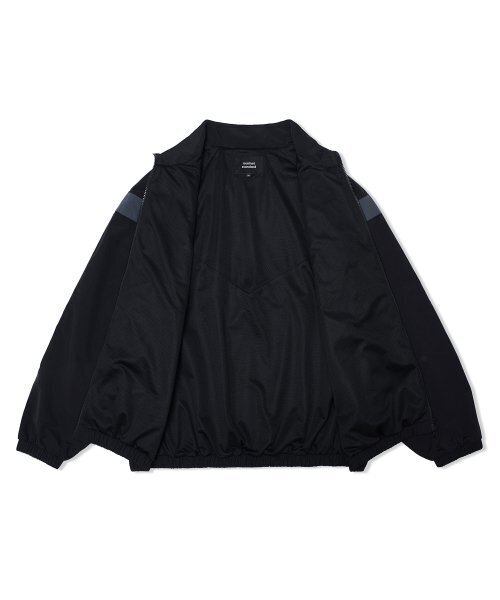 MUSINSA STANDARD（ムシンサスタンダード）の「ARMYIPFUトラックジャケット[ブラック]（ナイロンジャケット・メンズ・その他・MEDIUM/LARGE/X-LARGE/XX-LARGE）」の9枚目の写真