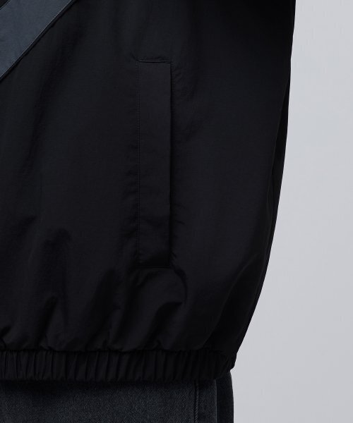 MUSINSA STANDARD（ムシンサスタンダード）の「ARMYIPFUトラックジャケット[ブラック]（ナイロンジャケット・メンズ・その他・MEDIUM/LARGE/X-LARGE/XX-LARGE）」の11枚目の写真