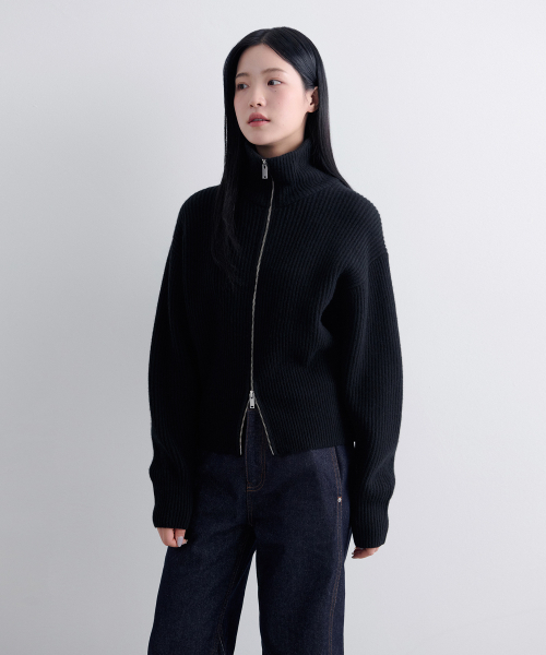 MUSINSA STANDARD WOMAN（ムシンサスタンダードウーマン）の「レディースラムズウールリブニットジップアップ[ブラック]（カーディガン/ボレロ・レディース・その他・SMALL/MEDIUM/LARGE）」の13枚目の写真