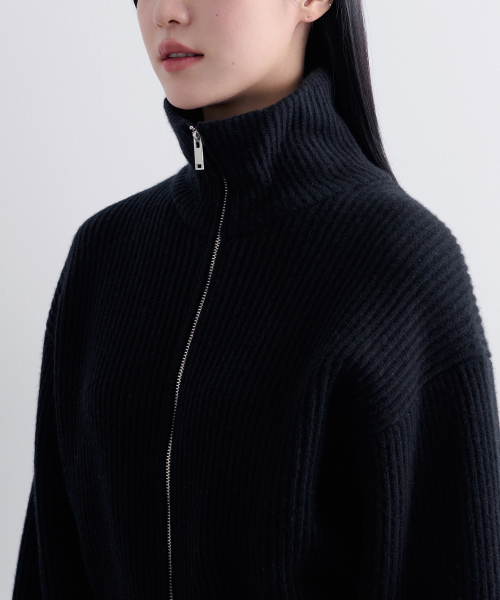 MUSINSA STANDARD WOMAN（ムシンサスタンダードウーマン）の「レディースラムズウールリブニットジップアップ[ブラック]（カーディガン/ボレロ・レディース・その他・SMALL/MEDIUM/LARGE）」の7枚目の写真