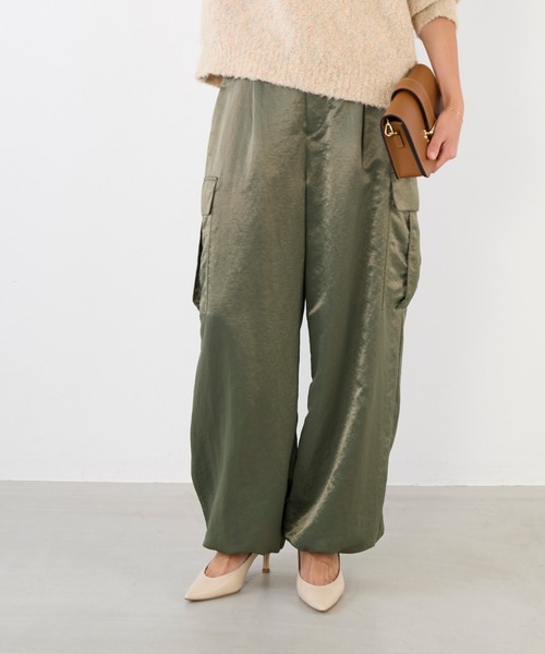 MICA&DEAL（マイカ＆ディール）の「サテンカーゴパンツ（カーゴパンツ