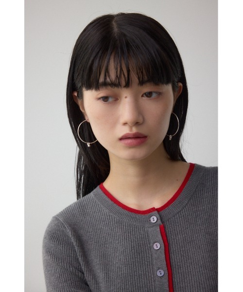 AZUL by moussy(アズールバイマウジー)の「ビッグフープピアス(ピアス(両耳用)・レディース・シルバー/ゴールド系その他・FREE)」の4枚目の写真