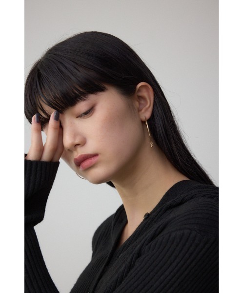 AZUL by moussy(アズールバイマウジー)の「ビッグフープピアス(ピアス(両耳用)・レディース・シルバー/ゴールド系その他・FREE)」の10枚目の写真