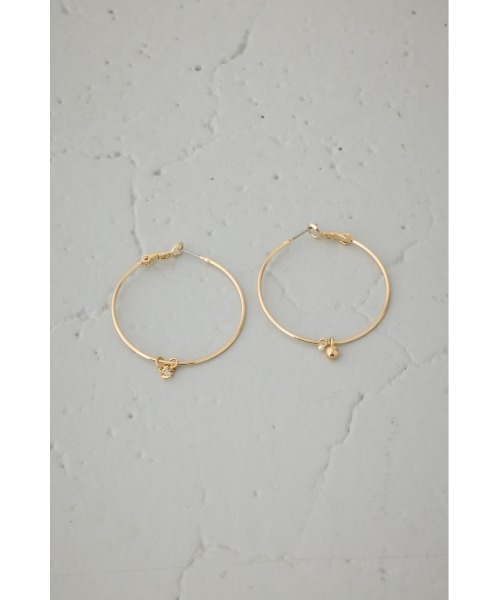 AZUL by moussy(アズールバイマウジー)の「ビッグフープピアス(ピアス(両耳用)・レディース・シルバー/ゴールド系その他・FREE)」の11枚目の写真