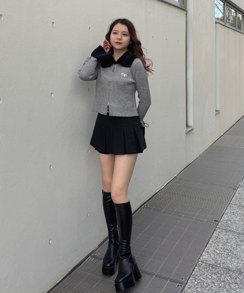 one way（ワンウェイ）の「フェザー衿ZIPニット（ニット/セーター・レディース・ホワイト/ブラック/グレー・FREE）」の21枚目の写真