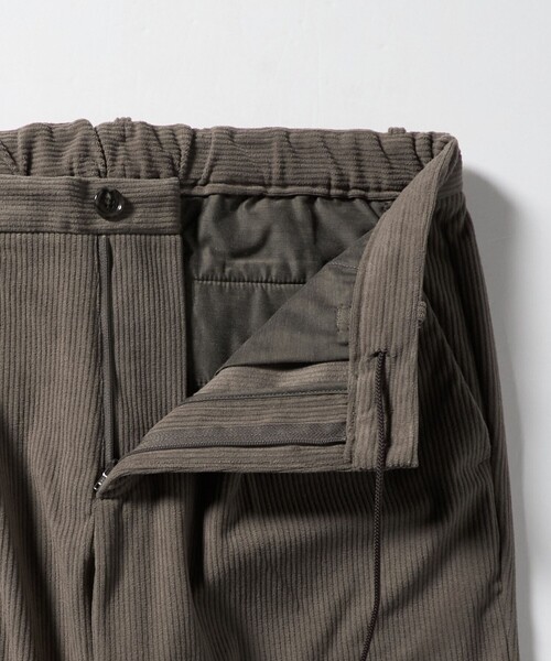 A DAY IN THE LIFE UNITED ARROWS(アデイインザライフユナイテッドアローズ)の「トリコット コーデュロイ 1プリーツ イージーパンツ-ストレッチ-<A DAY IN THE LIFE>(スラックス・メンズ・ブラック/ダークグレー/モカ・S/M/L)」の18枚目の写真