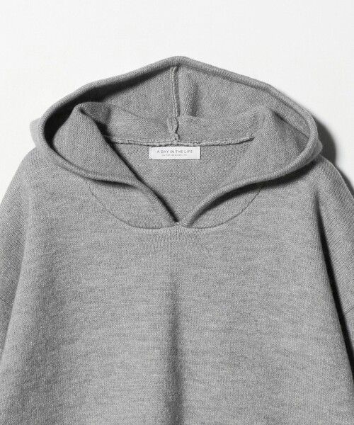 A DAY IN THE LIFE UNITED ARROWS（アデイインザライフユナイテッドアローズ）の「ニット フーディー ‐ウォッシャブル‐ ＜A DAY IN THE LIFE＞（ニット/セーター・レディース・グレー系/ライトピンク/ダークブラウン・FREE）」の16枚目の写真