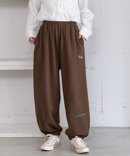 POU DOU DOU（プードゥドゥ）の「ランダム刺繍スウェットバレルパンツ（その他パンツ・レディース・グレー/ネイビー/ダークブラウン・M）」の20枚目の写真