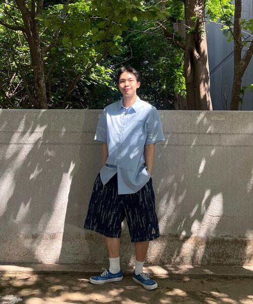 SELITIO(セレティオ)の「ポケットロゴハーフシャツブルー(シャツ/ブラウス・メンズ・ブルー・MEDIUM/LARGE/X-LARGE)」の2枚目の写真