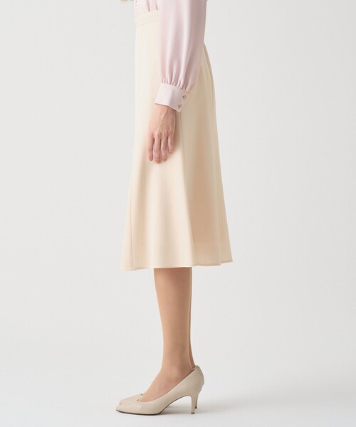 ANAYI（アナイ）の「【Eternal Line 2026】トリアセサテンマーメイド スカート（スカート・レディース・アイボリー/ライトブルー/ネイビー・36/38/34）」の6枚目の写真