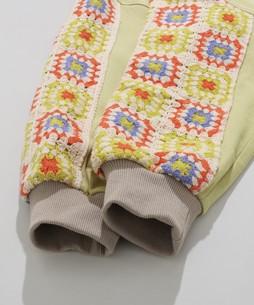 KRIFF MAYER Lady's Collection（クリフメイヤーレディースコレクション）の「袖クロシェニットスウェット（スウェット・レディース・グレー/ネイビー/ライトグリーン・FREE）」の16枚目の写真