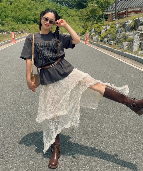 NOTHINGISBETTERTHANME(ナッシングイズベターザンミー)の「GEOMETRY LETTERING TEE_charcoal(Tシャツ/カットソー・レディース・その他・LARGE/MEDIUM/X-LARGE)」の4枚目の写真