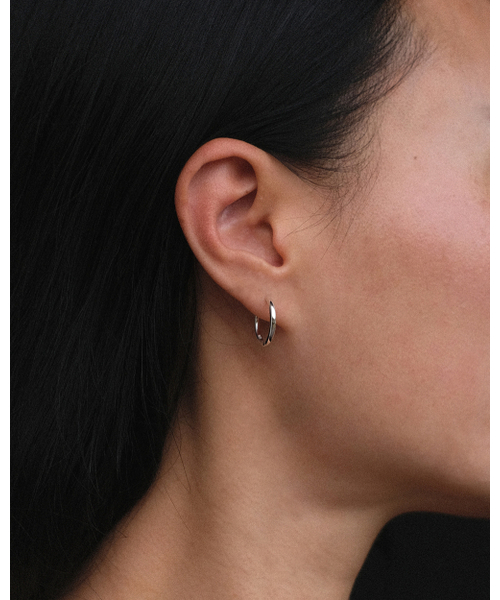 ANOTHERLAYER（アナザーレイヤー）の「Simple Hoop Earring - Gold (silver925)（ピアス（両耳用）・レディース・その他・FREE）」の3枚目の写真