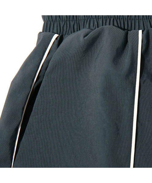 GRAYBLVD(グレイブラバット)の「バスツパイピングトラックパンツ (ブルーグリーン)(スウェットパンツ・レディース・その他・MEDIUM/LARGE)」の9枚目の写真