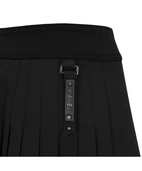 ANEW GOLF（アニューゴルフ）の「W FLEECE PLEATED SQ_BK（スカート・レディース・その他・SMALL/MEDIUM/XX-SMALL/X-SMALL）」の2枚目の写真
