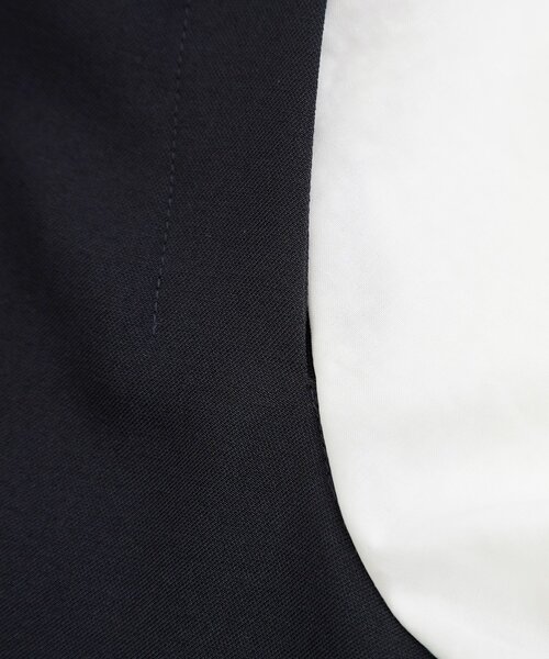 grove（グローブ）の「【マシンウォッシュ/防シワ】袖ドッキングペプラムブラウス【着回しカセット】（シャツ/ブラウス・レディース・グレー/ネイビー・02/03/05/04/01）」の8枚目の写真