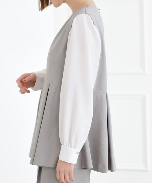grove（グローブ）の「【マシンウォッシュ/防シワ】袖ドッキングペプラムブラウス【着回しカセット】（シャツ/ブラウス・レディース・グレー/ネイビー・02/03/05/04/01）」の10枚目の写真