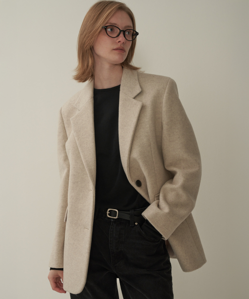 ウールオーバー2ボタンジャケット - アイボリー