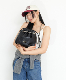BADGIGI（バッドジジ）の「チェーンミニトロウストリングバッグ、ブラック（ショルダーバッグ）」
