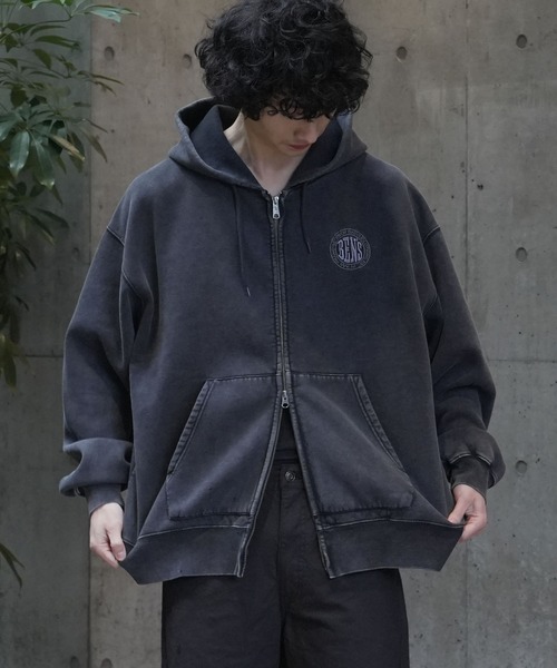 BEN DAVIS(ベンデイビス)の「【BEN DAVIS/ベンデイビス】【こなれヴィンテージ感】フードワッペン ダブルジップパーカー ブリーチ加工 ユーズド風 フルジップ フーディー ストリート 古着系 ユニセックス(パーカー・メンズ・ブラック/ダークブラウン・LARGE/X-LARGE/MEDIUM)」の9枚目の写真