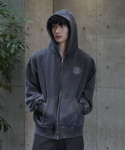 BEN DAVIS(ベンデイビス)の「【BEN DAVIS/ベンデイビス】【こなれヴィンテージ感】フードワッペン ダブルジップパーカー ブリーチ加工 ユーズド風 フルジップ フーディー ストリート 古着系 ユニセックス(パーカー・メンズ・ブラック/ダークブラウン・LARGE/X-LARGE/MEDIUM)」の6枚目の写真
