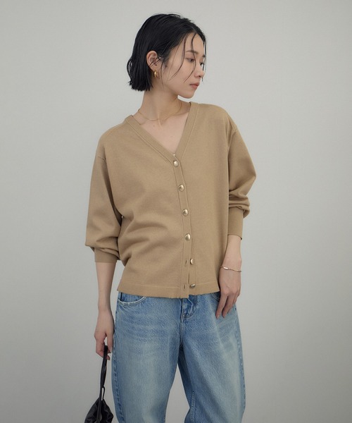 SALON adam et rope'(サロン アダム エ ロペ)の「ブライト2WAYカーディガン(カーディガン/ボレロ・レディース・チャコールグレー/ベージュ/サックスブルー・FREE)」の16枚目の写真