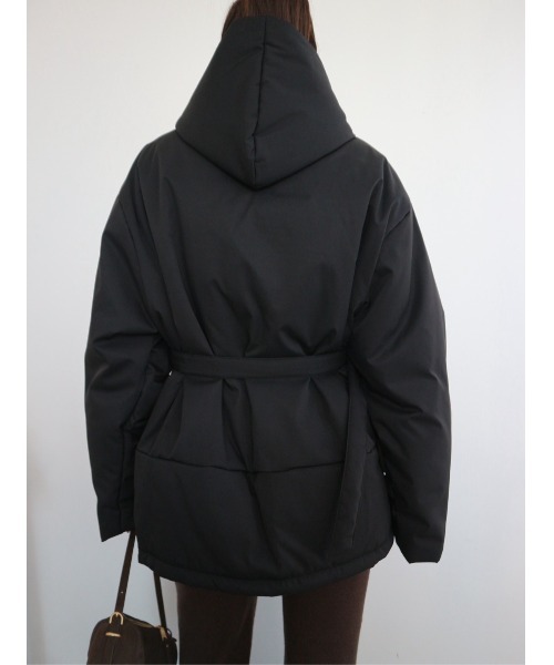 TRUNC（トランクエイティーエイト）の「Thermal Tech Belted Coat / サーマルテックベルトコート（ダウンジャケット/コート・レディース・ブラック・FREE）」の9枚目の写真
