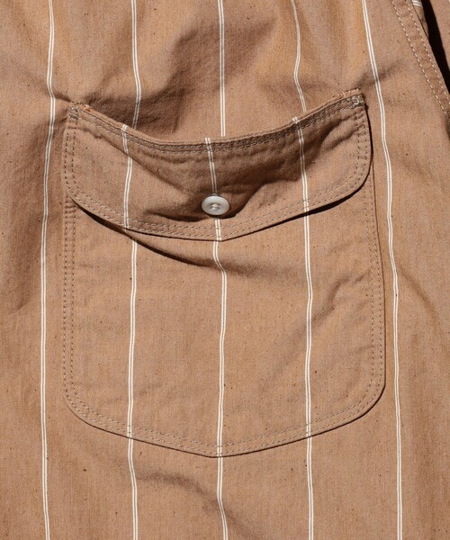 BEAMS PLUS（ビームスプラス）の「Multi Pocket WORK Wide Stripe（シャツ/ブラウス・メンズ・ブラウン・SMALL/MEDIUM/LARGE）」の10枚目の写真