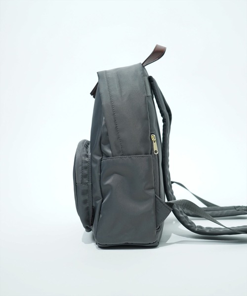 Legato Largo(レガートラルゴ)の「"02"≪Legato Largo≫肩楽 7ポケット/8L ナイロン ミニ リュック(バックパック/リュック・レディース・ネイビー/ブラック/グレー/ライトブラウン・ONE SIZE)」の11枚目の写真