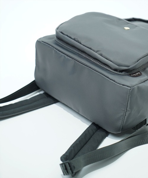 Legato Largo(レガートラルゴ)の「"02"≪Legato Largo≫肩楽 7ポケット/8L ナイロン ミニ リュック(バックパック/リュック・レディース・ネイビー/ブラック/グレー/ライトブラウン・ONE SIZE)」の13枚目の写真