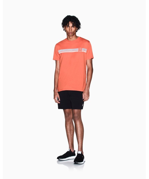 ARMANI EXCHANGE(アルマーニエクスチェンジ)の「【A|X アルマーニ エクスチェンジ】<オンライン限定>AXロゴ ラインデザイン 半袖クルーネックTシャツ/REGULAR(Tシャツ/カットソー・メンズ・オレンジ/オフホワイト・XX-LARGE/X-SMALL/X-LARGE/SMALL/MEDIUM/LARGE)」の4枚目の写真