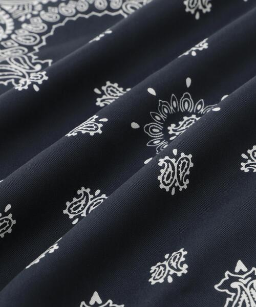 MARGARET HOWELL(マーガレットハウエル)の「SILK TWILL PAISLEY BANDANA(ストール/ショール・レディース・ネイビー/レッド系その他2・FREE)」の18枚目の写真