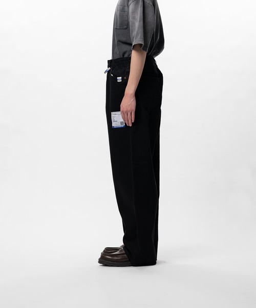 In・stru(men-tal).(インストルメンタル)の「One Washed Selvage Denim Baggy Pants(デニムパンツ・メンズ・インディゴブルー/ブラック・44/46)」の5枚目の写真