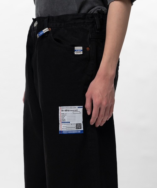 In・stru(men-tal).(インストルメンタル)の「One Washed Selvage Denim Baggy Pants(デニムパンツ・メンズ・インディゴブルー/ブラック・44/46)」の9枚目の写真