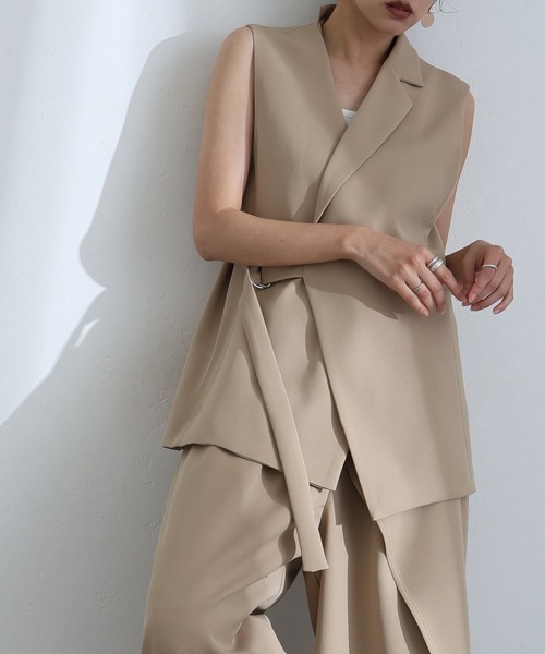atlo（アトロ）の「アシンメトリー テーラード ジレ パンツドレス フォーマル お呼ばれ&ロング丈ワイド セットアップ 結婚式 二次会 同窓会 成人式 オケージョンドレス （パンツドレス・レディース・ブラック/チャコール/ベージュ・L/M）」の20枚目の写真