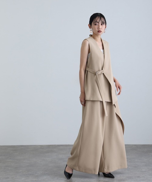 atlo（アトロ）の「アシンメトリー テーラード ジレ パンツドレス フォーマル お呼ばれ&ロング丈ワイド セットアップ 結婚式 二次会 同窓会 成人式 オケージョンドレス （パンツドレス・レディース・ブラック/チャコール/ベージュ・L/M）」の22枚目の写真