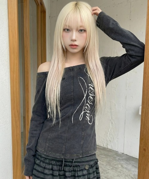 MAHAGRID(マハグリッド)の「『mahagrid/マハグリッド』 WASHED CUT-OUT OFF SHOULDER TEE/ウォッシュド カットアウト オフショルダー Tシャツ(Tシャツ/カットソー・レディース・ブラック・FREE)」の8枚目の写真