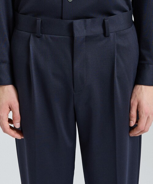 DESIGNWORKS（デザインワークス）の「モクロディー ワイドテーパードパンツ / セットアップ対応 / ストレッチ（スラックス・メンズ・ダークブラウン/ネイビー・50/48/46）」の10枚目の写真