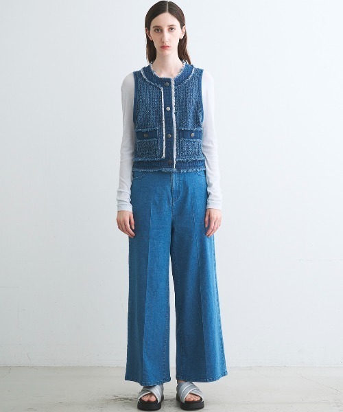 three dots（スリードッツ）の「ニードルパンチ デニムベスト（ベスト