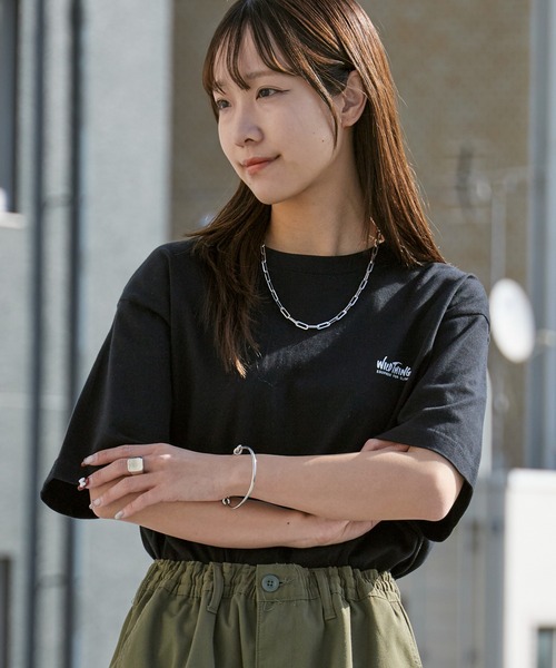 WILD THINGS（ワイルドシングス）の「WILD THINGS/ワイルドシングス OLD ICONS TEE ブランドロゴ プリントTシャツ 2026年春夏（Tシャツ/カットソー・メンズ・ホワイト/ブラック/カーキオリーブ・M/L/XL）」の19枚目の写真