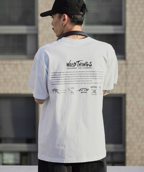 WILD THINGS（ワイルドシングス）の「WILD THINGS/ワイルドシングス OLD ICONS TEE ブランドロゴ プリントTシャツ 2026年春夏（Tシャツ/カットソー・メンズ・ホワイト/ブラック/カーキオリーブ・M/L/XL）」の4枚目の写真