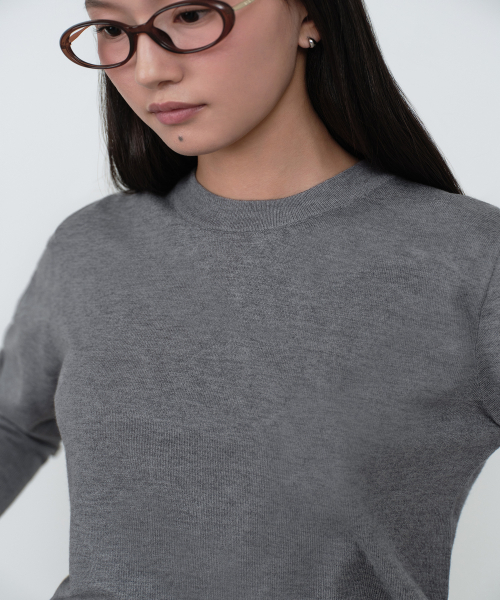 MUSINSA STANDARD WOMAN（ムシンサスタンダードウーマン）の「ウィメンズエッセンシャルラウンドネックニット[ミディアムグレー]（ニット/セーター・レディース・その他・LARGE/MEDIUM/SMALL/X-SMALL）」の4枚目の写真