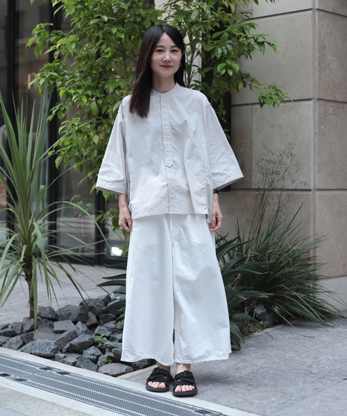 OMNIGOD（オムニゴッド）の「[OMNIGOD womens / オムニゴッド] 10ozデニム 5Pイージーワイドキュロット（デニムパンツ・レディース・ホワイト・2/3）」の20枚目の写真