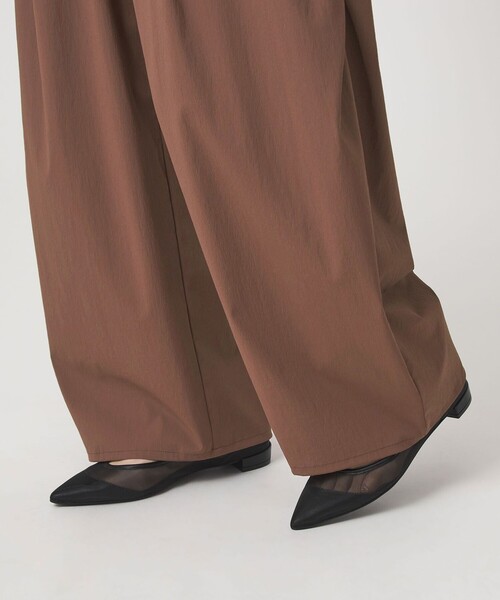 green label relaxing(グリーンレーベルリラクシング)の「【WEB限定】<at ease>2WAY ワイド パンツ 撥水 UVカット(その他パンツ・レディース・ブラウン/ブラック・FREE)」の16枚目の写真