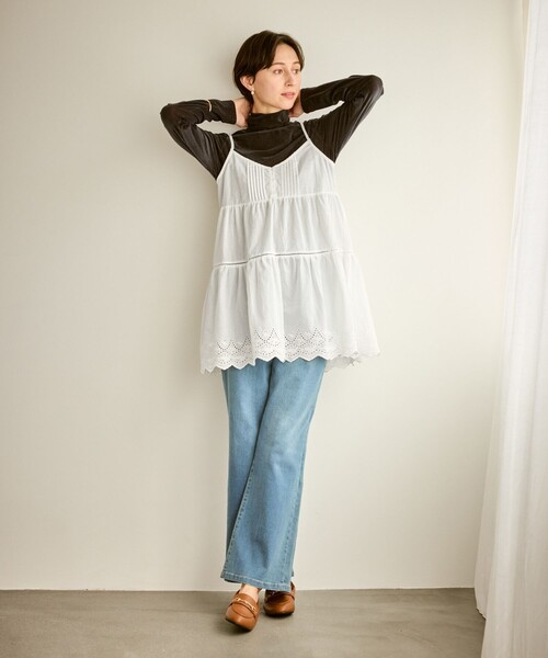 ROPE' PICNIC（ロペピクニック）の「Vネックティアードレースビスチェ（キャミソール・レディース・ホワイト・FREE）」の2枚目の写真