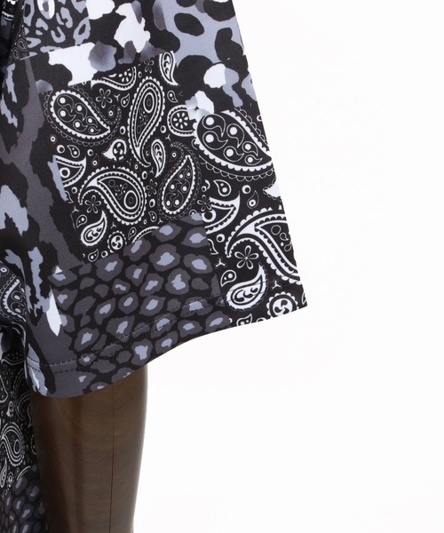 Jih Nunc（ジーヌンク）の「mt10234-ペイズリー×レオパードパッチワークプリントポンチカットソー(JIH-R1186)（Tシャツ/カットソー・メンズ・ネイビー/ブラック・S/L/M）」の22枚目の写真