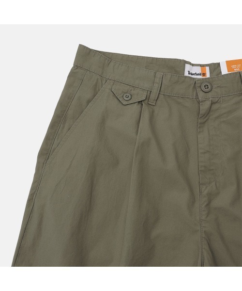 Timberland(ティンバーランド)の「ポプリン プリーテッド チノ ショーツ メンズ(チノパンツ・メンズ・カーキ・30inch/32inch/34inch/36inch/38inch)」の4枚目の写真