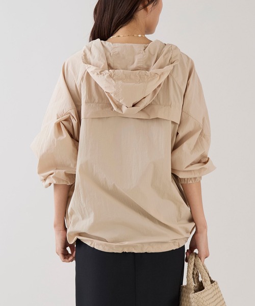 marmors（マルモア）の「【marmors】撥水パッカブルウィンドブレーカー（その他アウター・レディース・ブラウン/ライトベージュ/グレイッシュベージュ・36）」の14枚目の写真